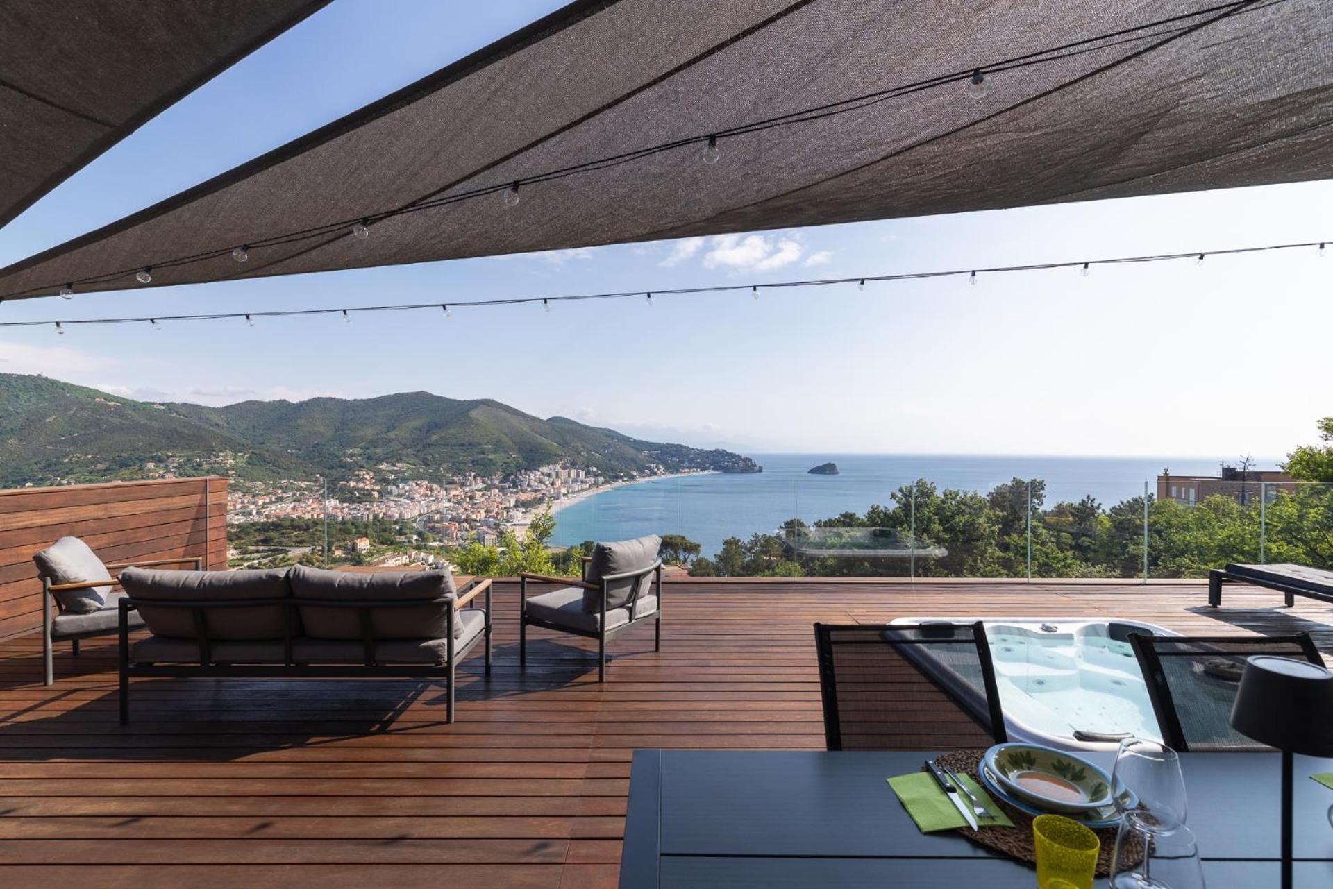 Вилла Spettacolare Vista Isola Terrazza E Idromassaggio Ноли Экстерьер фото